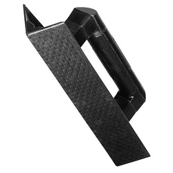 02300575 Talocha Plástico Para Rincón Mango Redondo 36 cm. negra