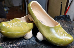 Madreña color verde tallas 45